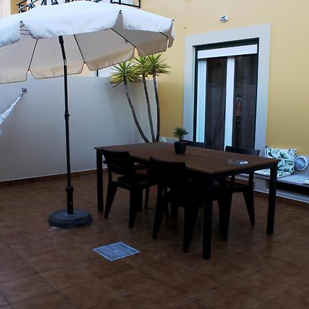 Grillohouse Villa Lourinhã Exteriör bild