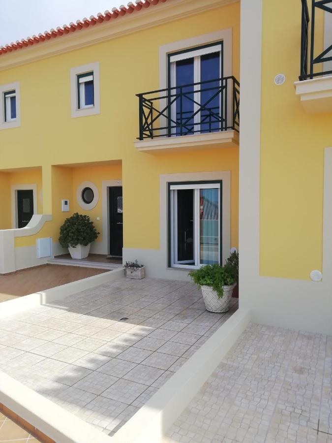 Grillohouse Villa Lourinhã Exteriör bild