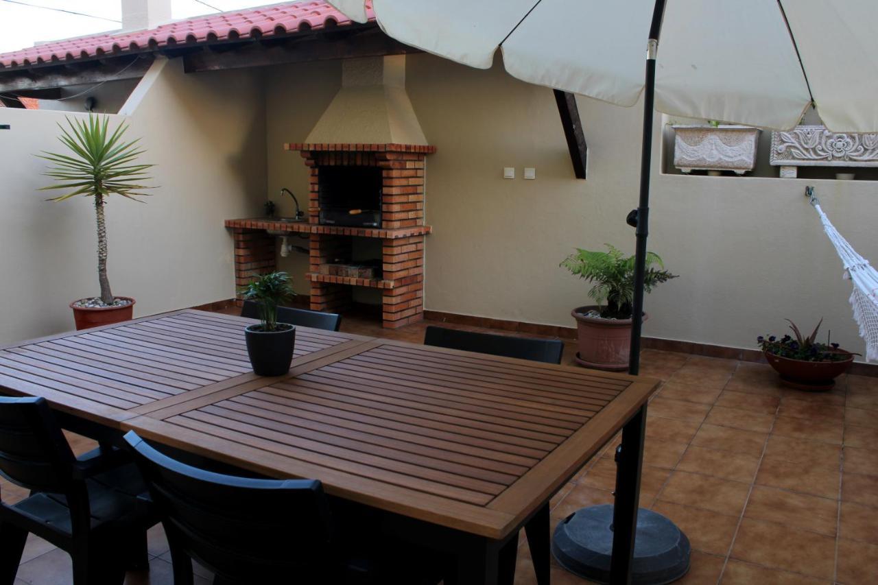 Grillohouse Villa Lourinhã Exteriör bild